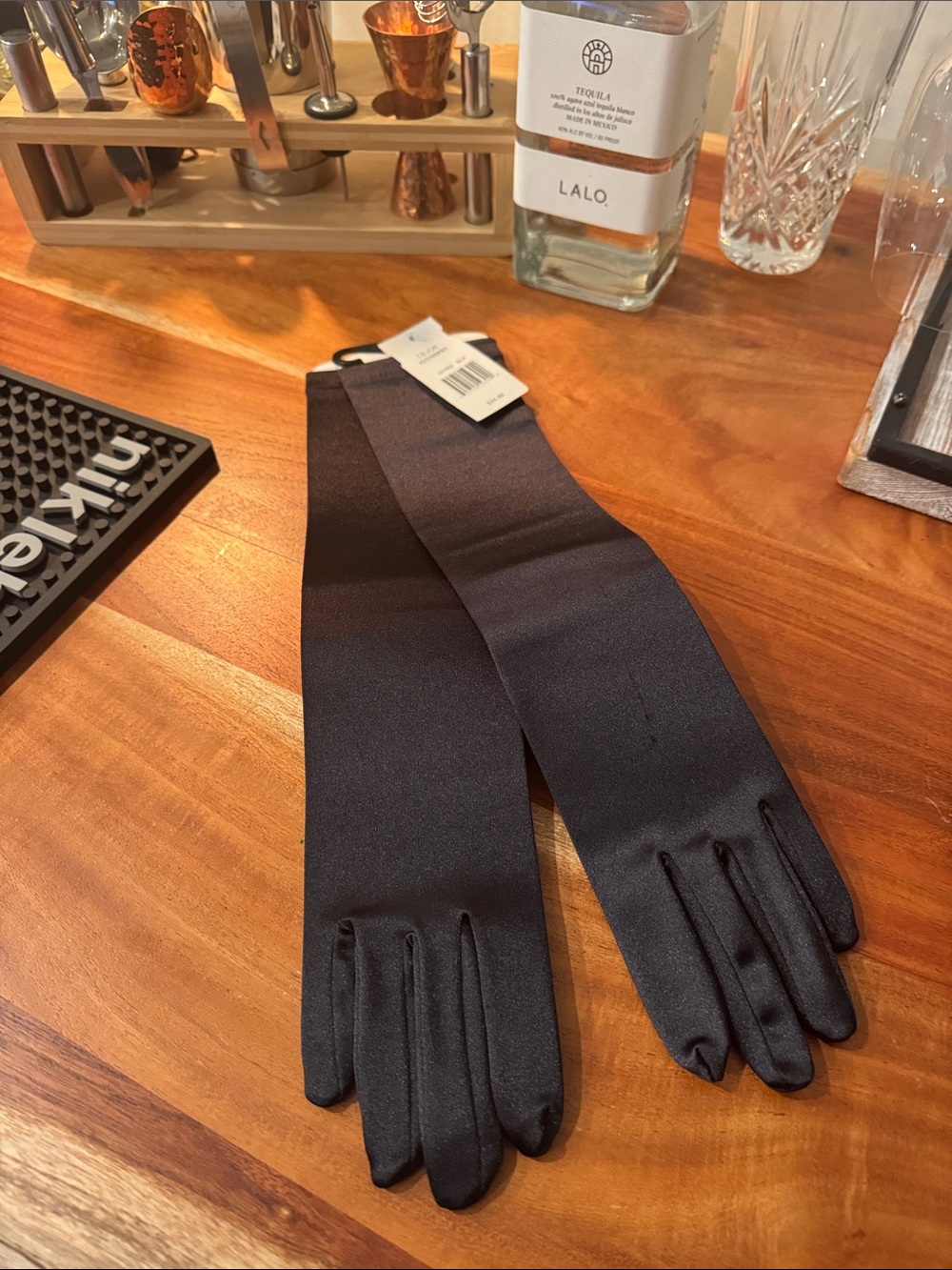 Cejon Black Satin Opera Gloves